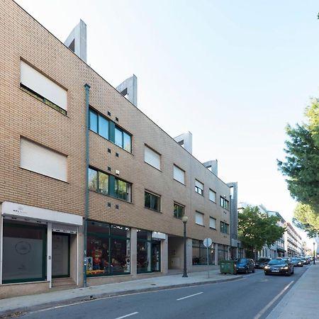 Lovelystay - Homey Feeling Flat W/ Free Parking OOporto Extérieur photo